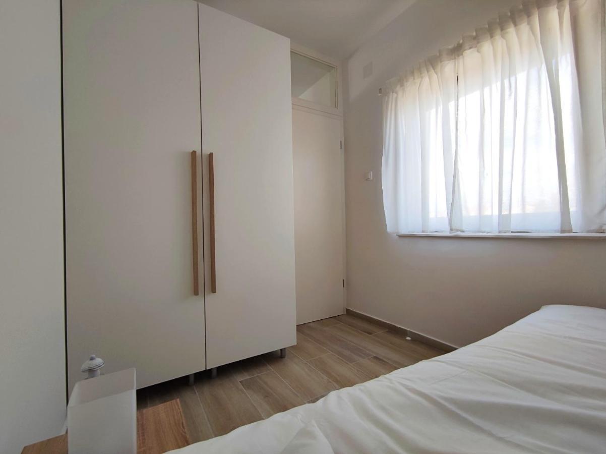 Apartments Leticia Врси Экстерьер фото