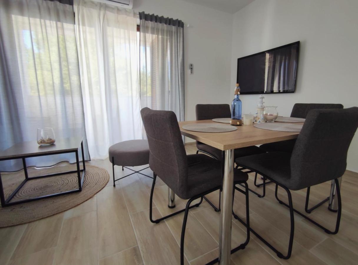 Apartments Leticia Врси Экстерьер фото