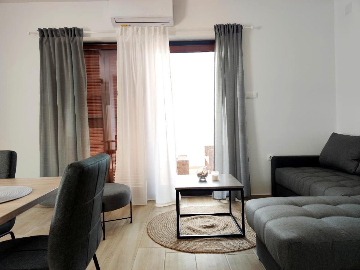 Apartments Leticia Врси Экстерьер фото