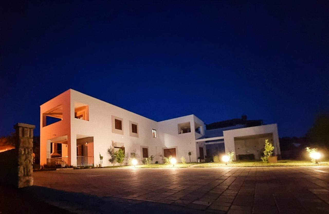 Apartments Leticia Врси Экстерьер фото