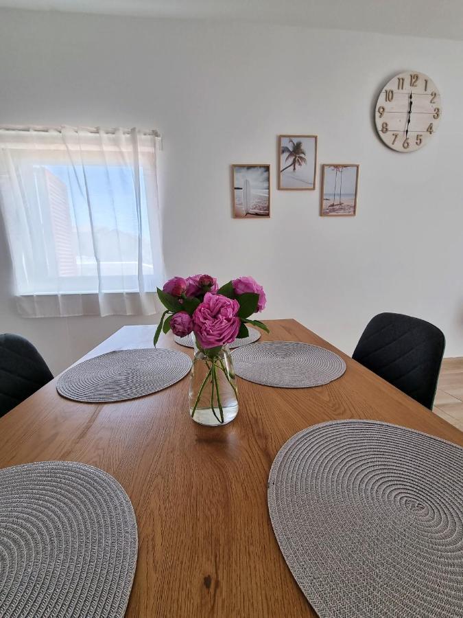 Apartments Leticia Врси Экстерьер фото